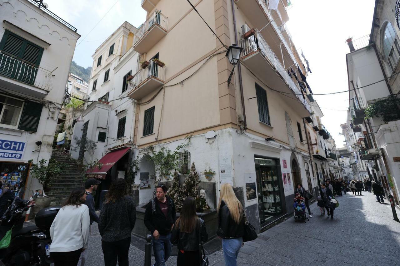 L'Ancora Di Amalfi Apartman Kültér fotó